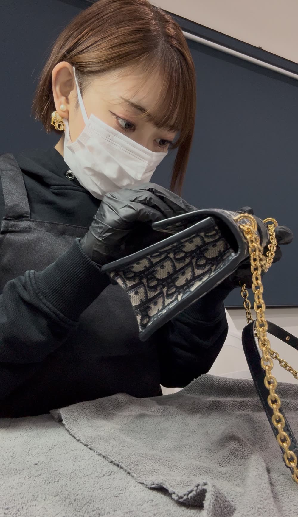 MIROIR COAT 施工の様子 1